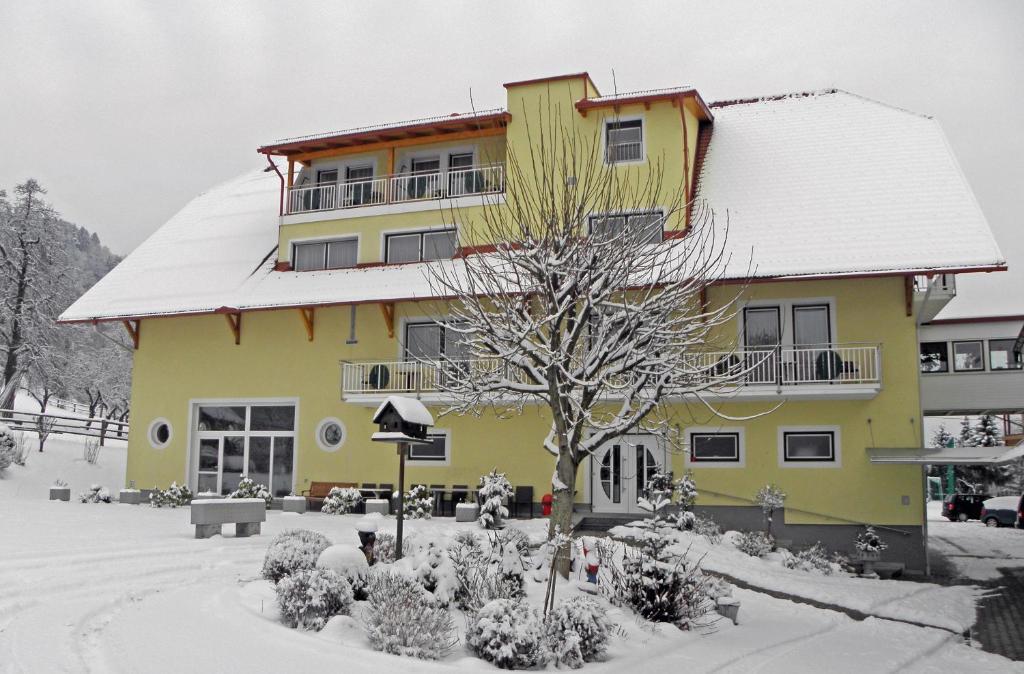 Hotel-Gasthof Stoff Wolfsberg Exterior foto