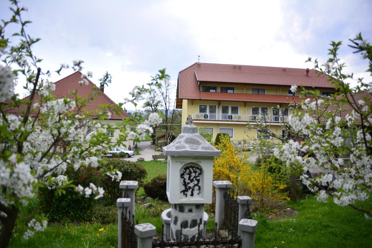 Hotel-Gasthof Stoff Wolfsberg Exterior foto
